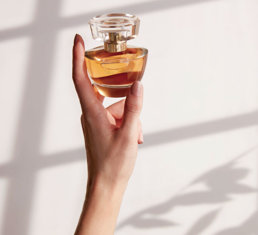Mary Kay® Illuminea™ Extrait de Parfum – Long-Lasting Floral Fragrance